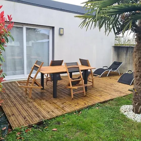 Maison Avec Jardin. Ferienhaus